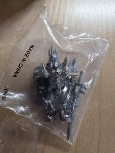 Small lich king figurine - small,